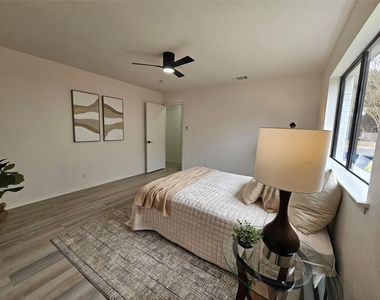 10706 Berthound Dr - Photo Thumbnail 13