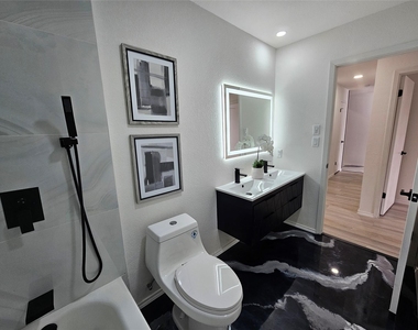 10706 Berthound Dr - Photo Thumbnail 18