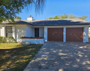 10706 Berthound Dr - Photo Thumbnail 26