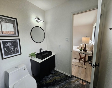 10706 Berthound Dr - Photo Thumbnail 16