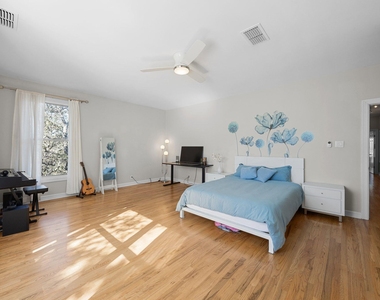 5600 Blueridge Ct - Photo Thumbnail 26