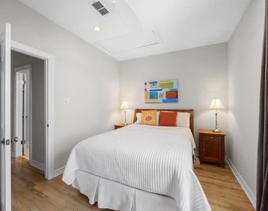 5600 Blueridge Ct - Photo Thumbnail 24