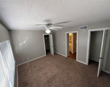 2408 Longview St - Photo Thumbnail 5