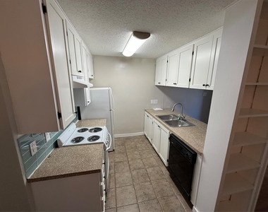 2408 Longview St - Photo Thumbnail 1