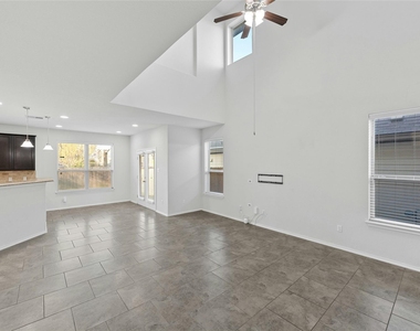 9924 Milla Cir - Photo Thumbnail 11