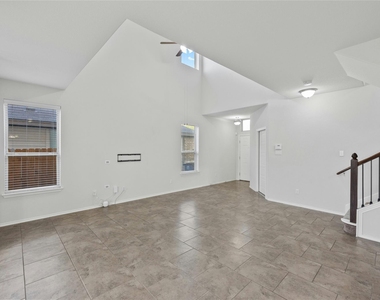 9924 Milla Cir - Photo Thumbnail 9