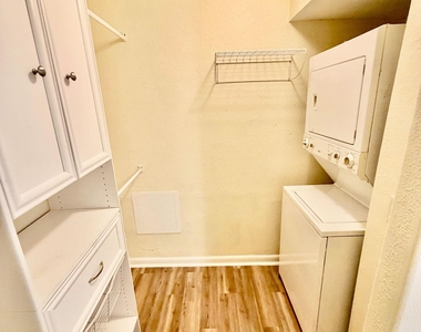 5811 Atlantic Boulevard - Photo Thumbnail 5