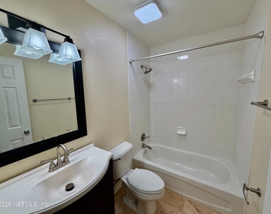 5811 Atlantic Boulevard - Photo Thumbnail 8