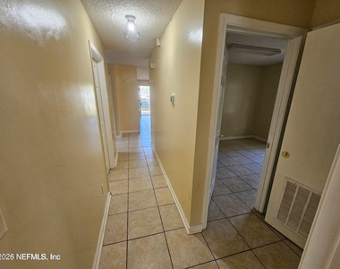 7632 Hare Avenue - Photo Thumbnail 3