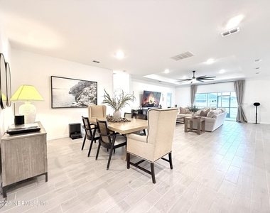 9797 Giada Drive - Photo Thumbnail 6
