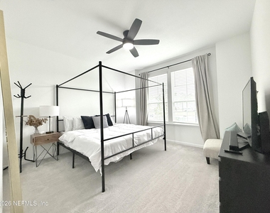 9797 Giada Drive - Photo Thumbnail 23