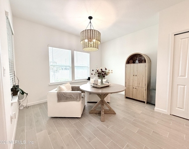 9797 Giada Drive - Photo Thumbnail 12