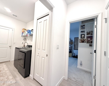 9797 Giada Drive - Photo Thumbnail 29