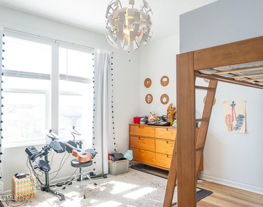 271 Jarama Circle - Photo Thumbnail 33