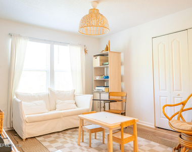 271 Jarama Circle - Photo Thumbnail 27