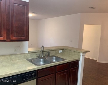 3631 Kirkpatrick Circle - Photo Thumbnail 4