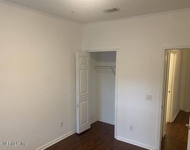 3631 Kirkpatrick Circle - Photo Thumbnail 8