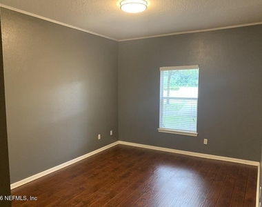 3631 Kirkpatrick Circle - Photo Thumbnail 6