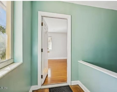 2159 Riverside Avenue - Photo Thumbnail 4