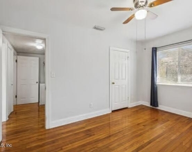 2159 Riverside Avenue - Photo Thumbnail 18