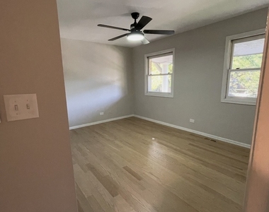 1703 Winnetka Road - Photo Thumbnail 8