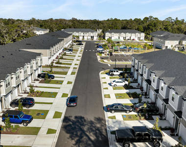 113 Pamplona Drive - Photo Thumbnail 1