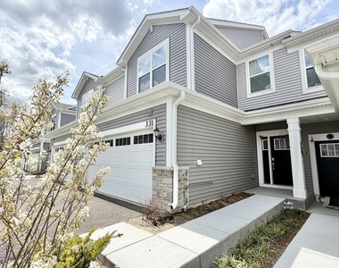 331 Red Oak Circle - Photo Thumbnail 4