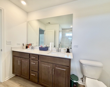 331 Red Oak Circle - Photo Thumbnail 21