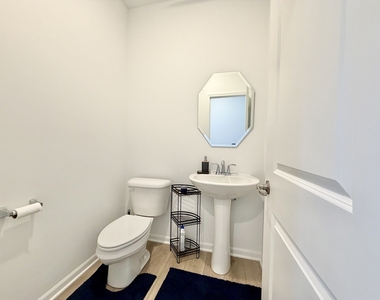 331 Red Oak Circle - Photo Thumbnail 6