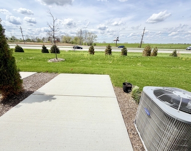 331 Red Oak Circle - Photo Thumbnail 29