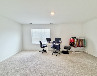 331 Red Oak Circle - Photo Thumbnail 26