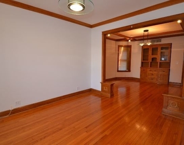 4118 N Ashland Avenue - Photo Thumbnail 5