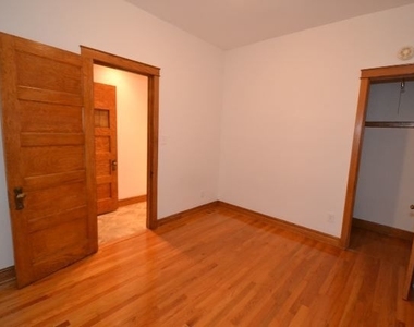 4118 N Ashland Avenue - Photo Thumbnail 13