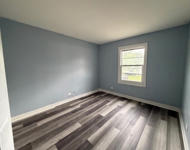 157 Plainview Drive - Photo Thumbnail 12
