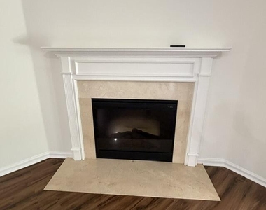 12045 Sands Pointe Court - Photo Thumbnail 21