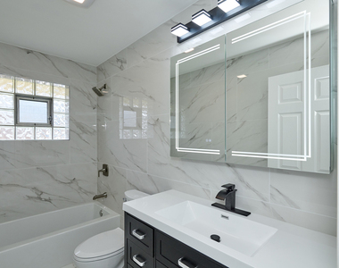 8544 W Roseview Drive - Photo Thumbnail 11