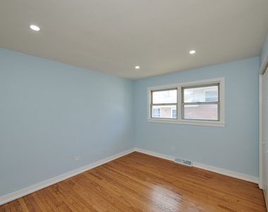 8544 W Roseview Drive - Photo Thumbnail 17