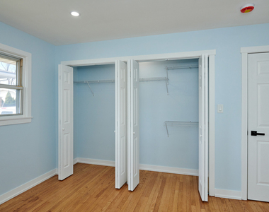 8544 W Roseview Drive - Photo Thumbnail 13