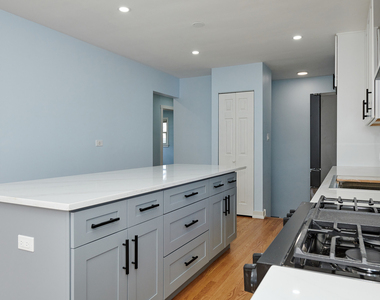 8544 W Roseview Drive - Photo Thumbnail 15