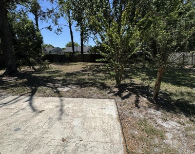 8321 Crosswind Road - Photo Thumbnail 16