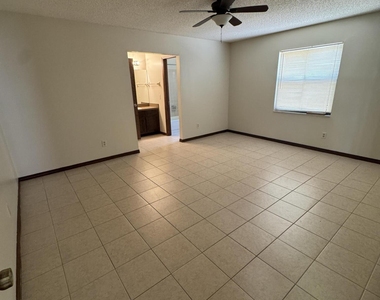 8321 Crosswind Road - Photo Thumbnail 3