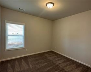 5345 Fox Hill Lane - Photo Thumbnail 14
