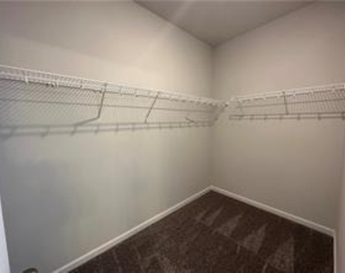 5345 Fox Hill Lane - Photo Thumbnail 6