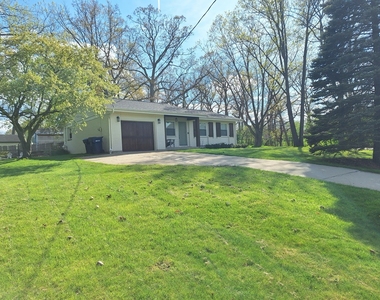 227 Juneway Terrace - Photo Thumbnail 24