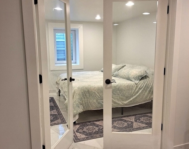 227 Juneway Terrace - Photo Thumbnail 15