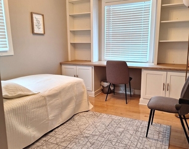 227 Juneway Terrace - Photo Thumbnail 8