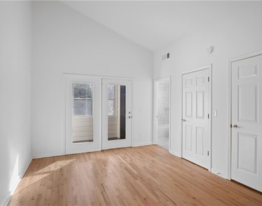 567 Winton Terrace Ne - Photo Thumbnail 8