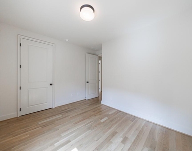 81 Delmont Drive - Photo Thumbnail 47