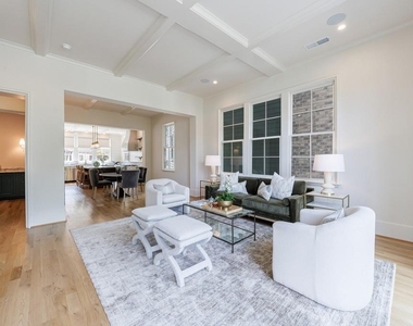 81 Delmont Drive - Photo Thumbnail 28