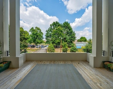81 Delmont Drive - Photo Thumbnail 31